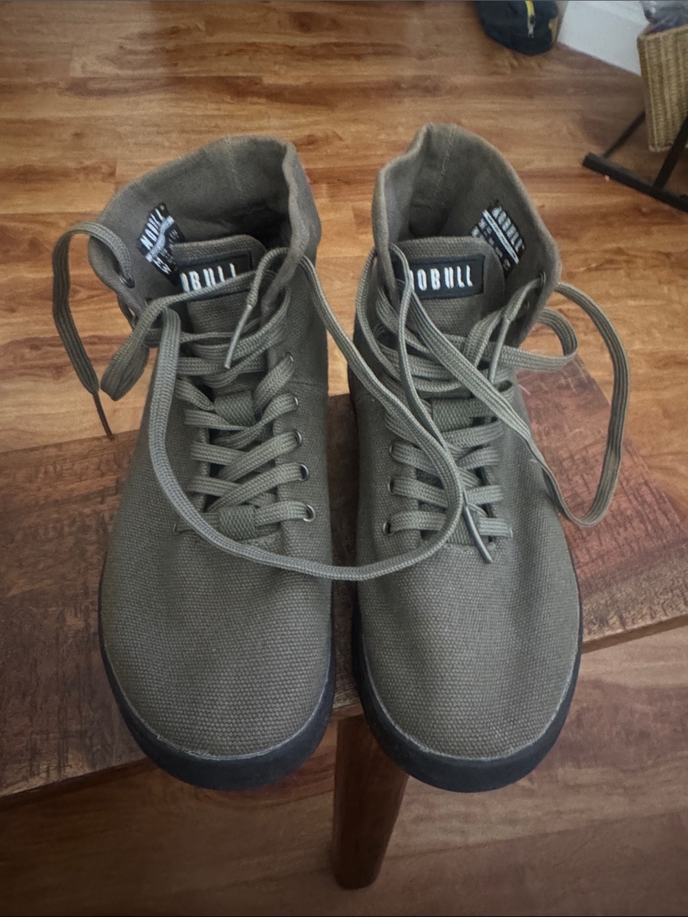 No Bull Canvas High Top Women’s size 8